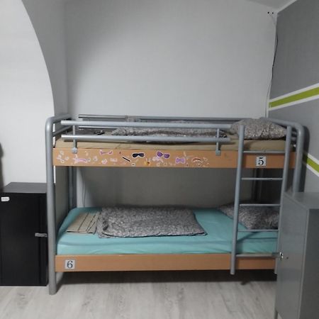 טימישוארה Hostel Antonia מראה חיצוני תמונה